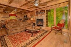 Luxury Vacation Rental Cabin in Gatlinburg, Tennessee