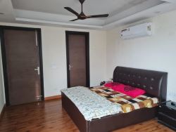 Available For Sale 4th Floor With Terrace In Sushant Lok-1