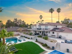 Vegas Luxury: 5-Bed Oasis with Pool, Patio, & Basketball Cou