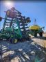 John Deere 1890 Air Seeder + 1910 Grain Cart